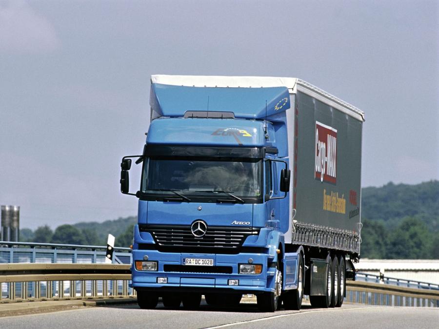  Mercedes-Benz Atego 1835 1998 года  (фото 2 из 4)